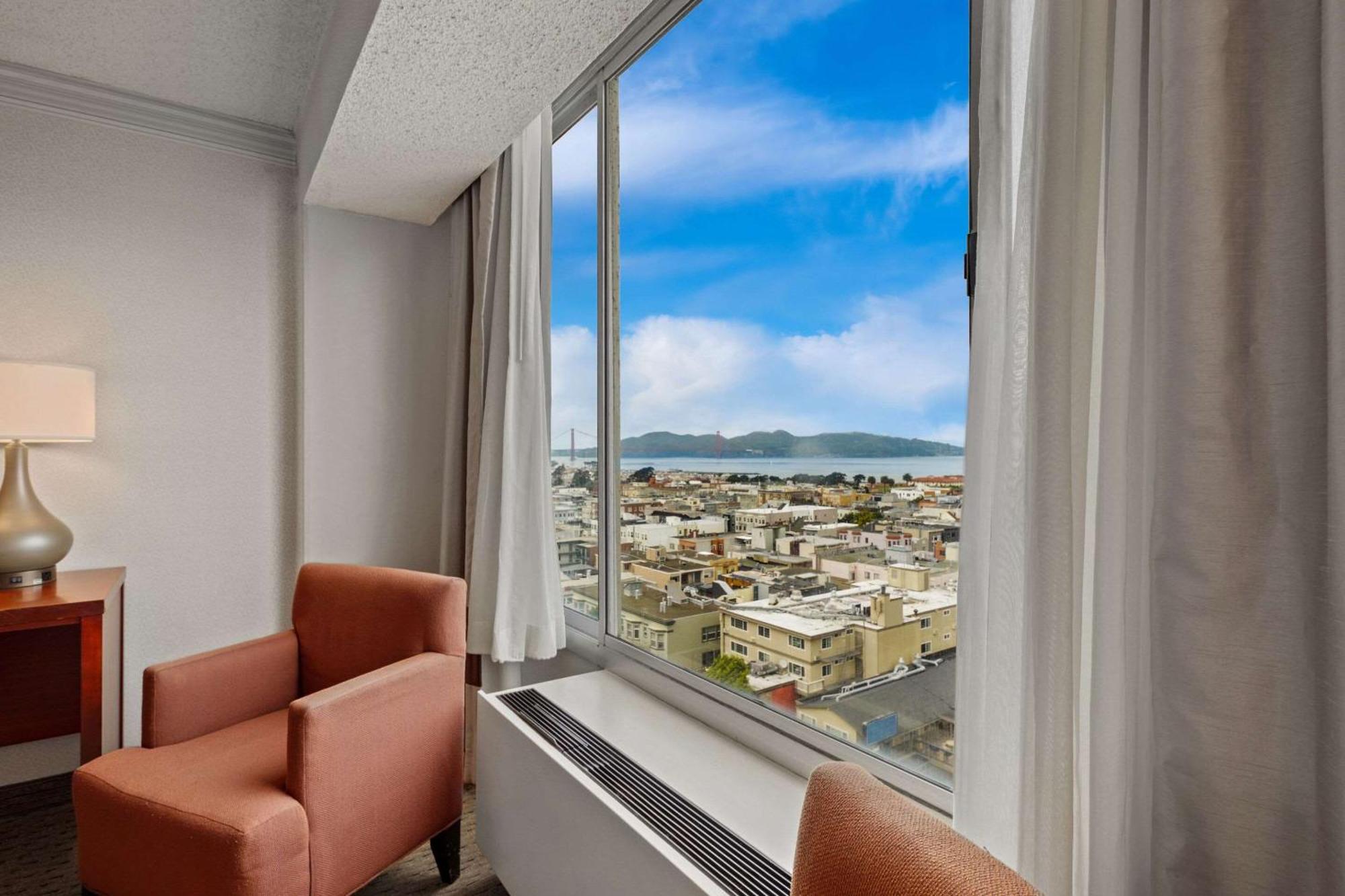 Comfort Inn By The Bay San Francisco Exterior photo